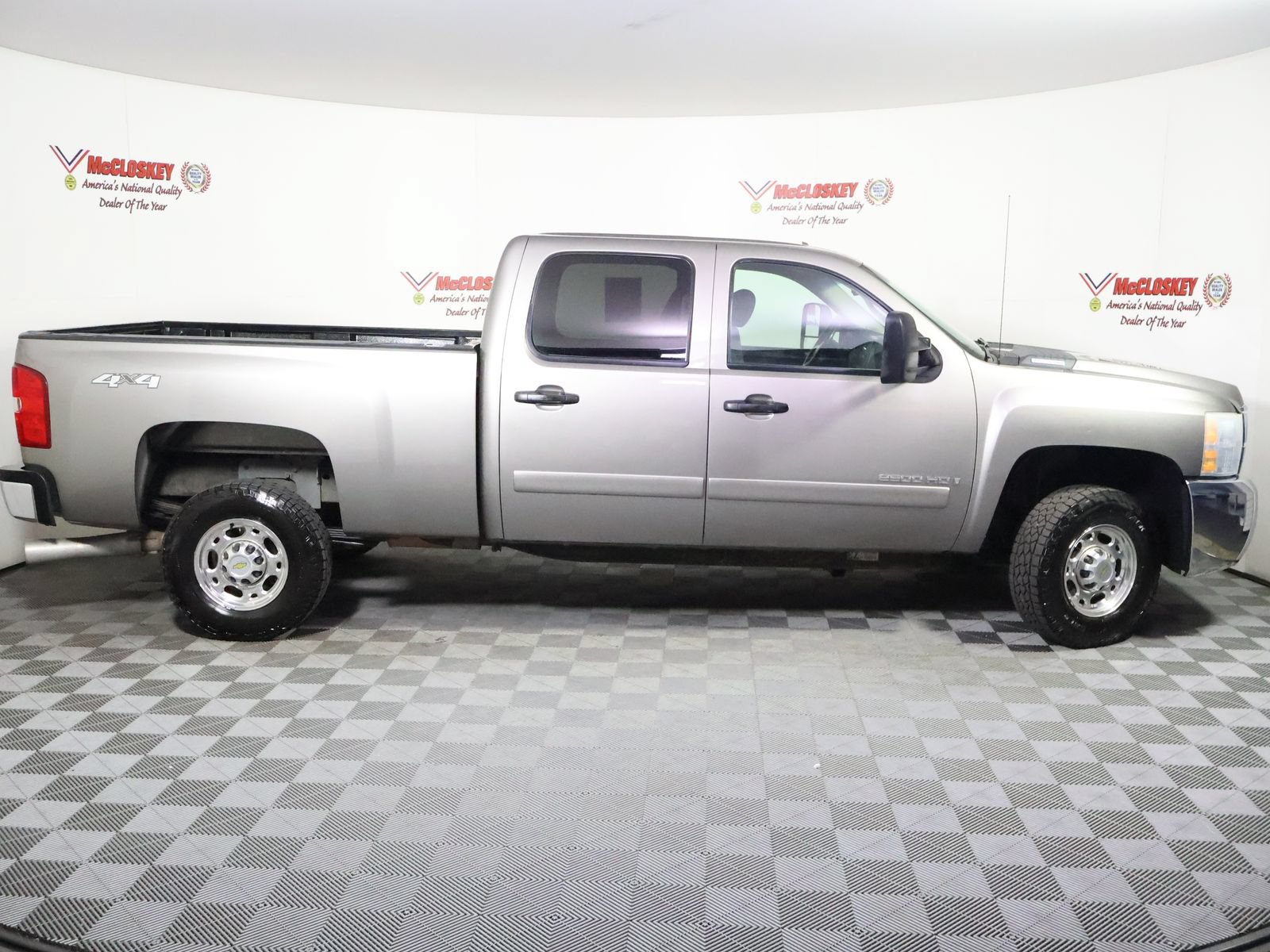 Used 2007 Chevrolet Silverado 2500 LT AWD/4WD image 3
