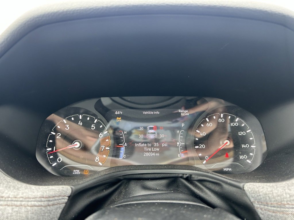 Used 2024 Jeep Compass Latitude w/ Sun and Sound Group image 20