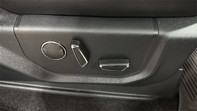 Used 2017 Ford F150 Lariat w/ Equipment Group 501A Mid image 32