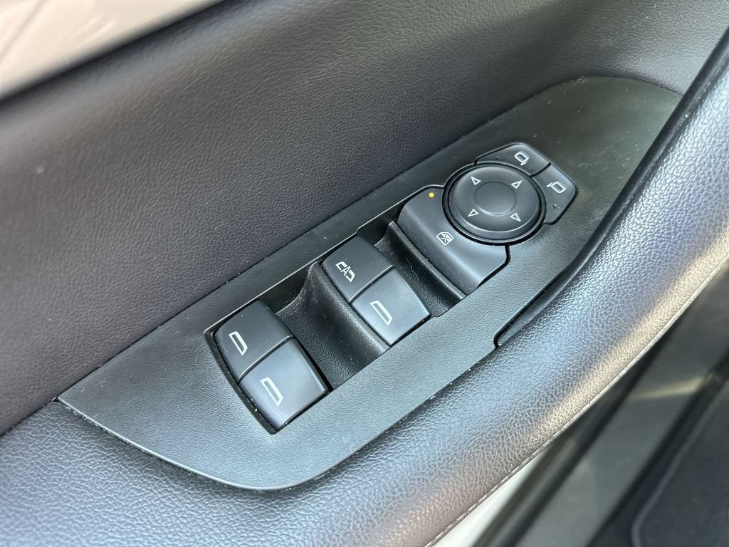 Used 2022 Chevrolet Blazer LT FWD image 19