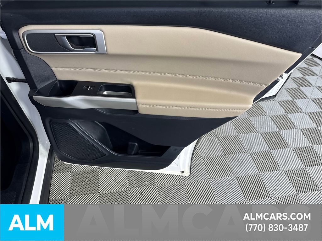 Used 2020 Ford Explorer XLT w/ Equipment Group 202A image 20