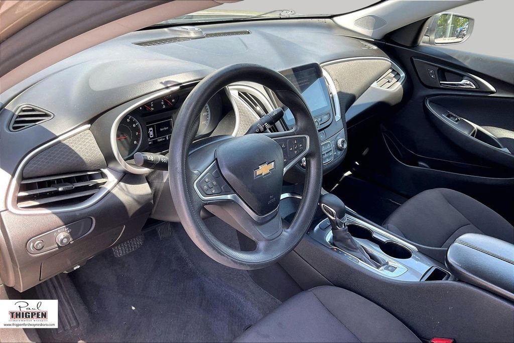 Used 2022 Chevrolet Malibu LT image 13