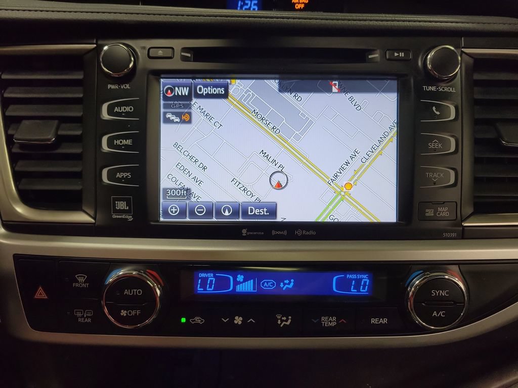 Used 2019 Toyota Highlander Limited Platinum AWD/4WD image 19