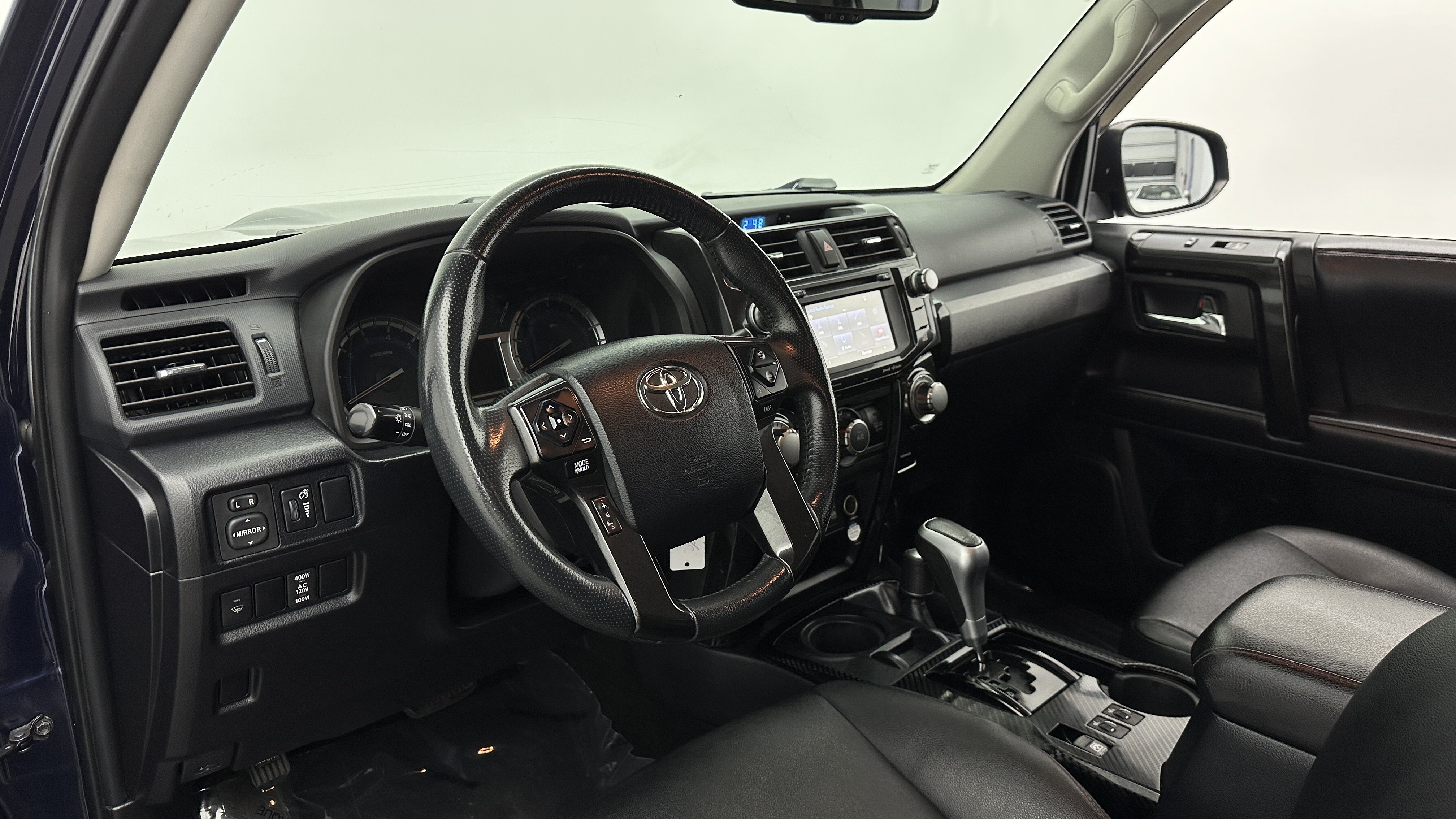 Used 2019 Toyota 4Runner TRD Off-Road Premium AWD/4WD image 11