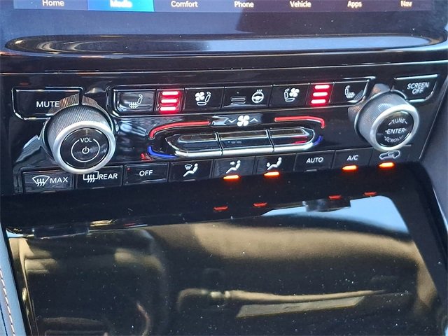 Used 2025 Jeep Grand Cherokee Summit image 16