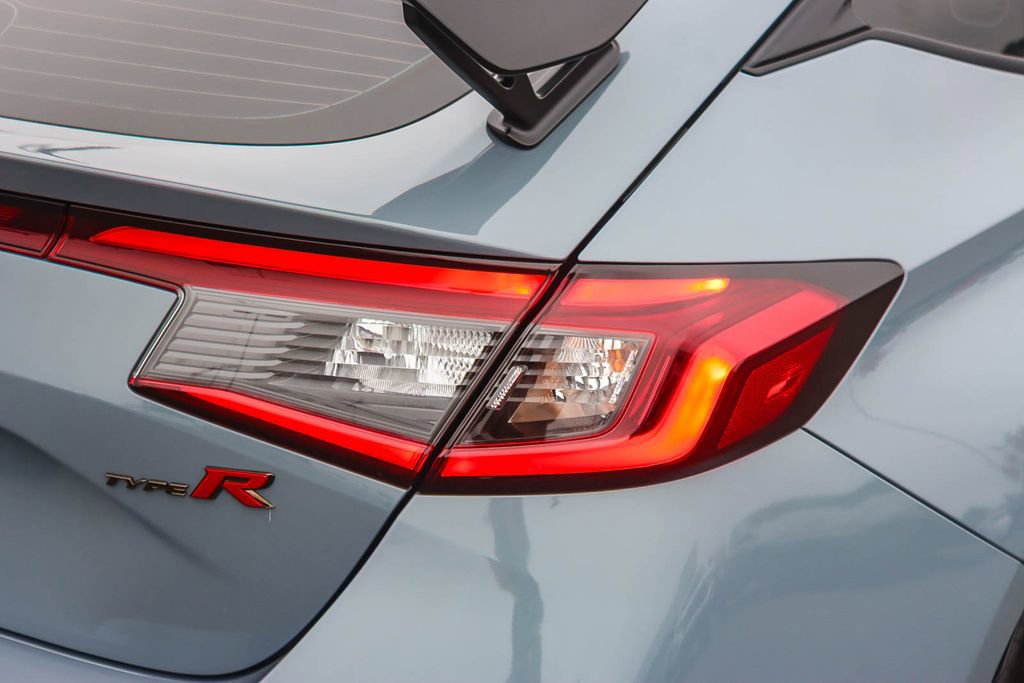 Used 2025 Honda Civic Type R image 8