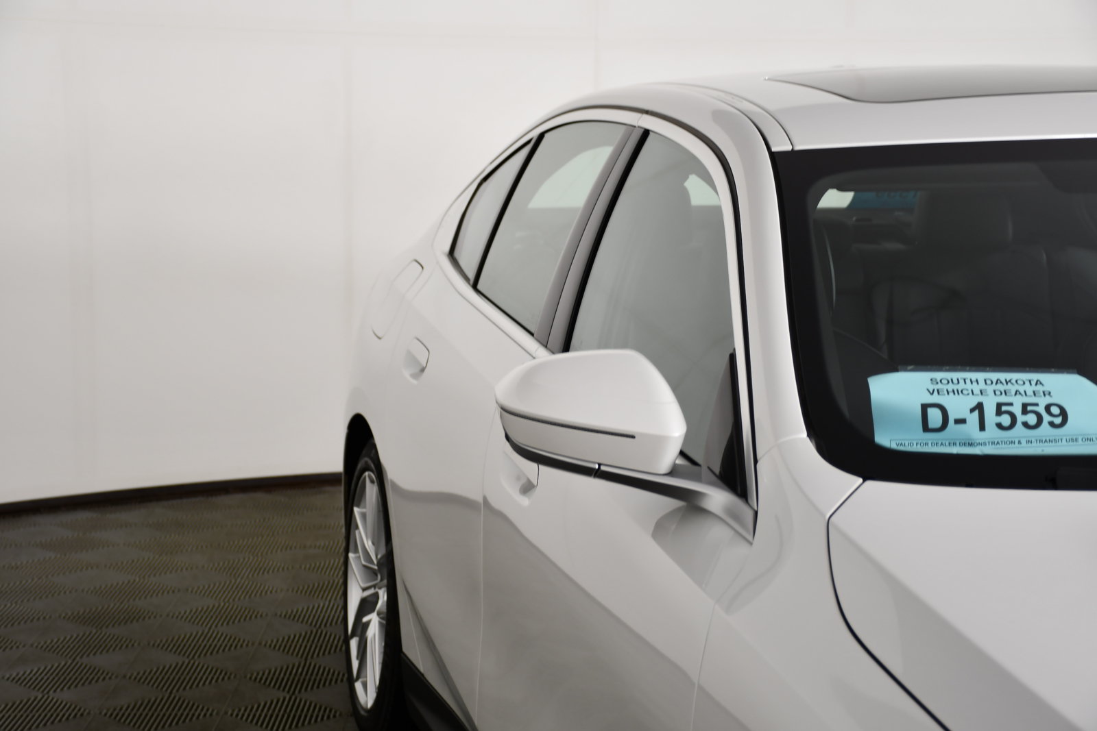 Used 2025 BMW 530i xDrive AWD/4WD image 14