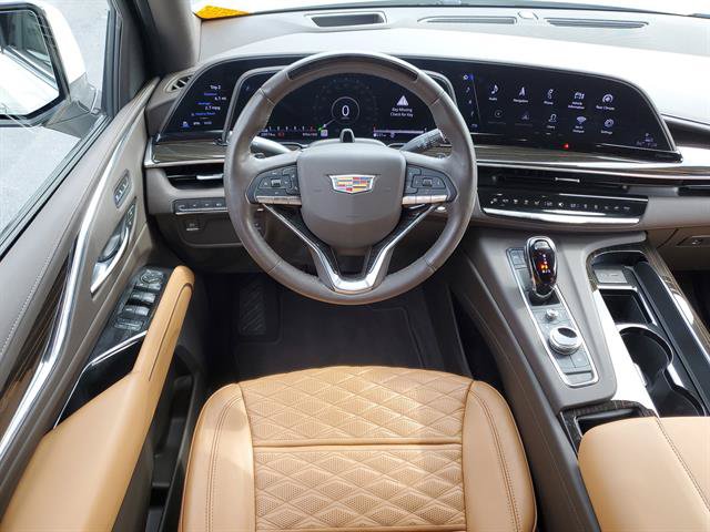 Certified 2023 Cadillac Escalade Premium Luxury AWD/4WD image 39