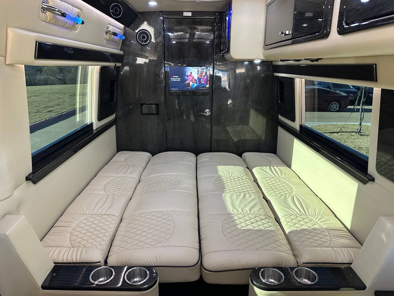 Used 2022 Mercedes-Benz Sprinter 3500 w/ Parking Package image 37