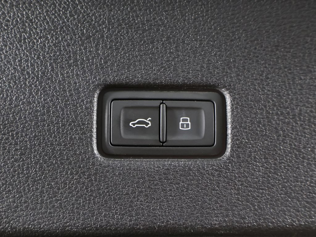 Used 2024 Audi SQ8 Premium Plus AWD/4WD image 62