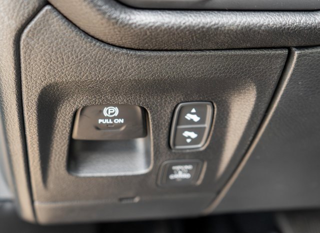 New 2026 RAM 1500 4x4 Crew Cab image 17