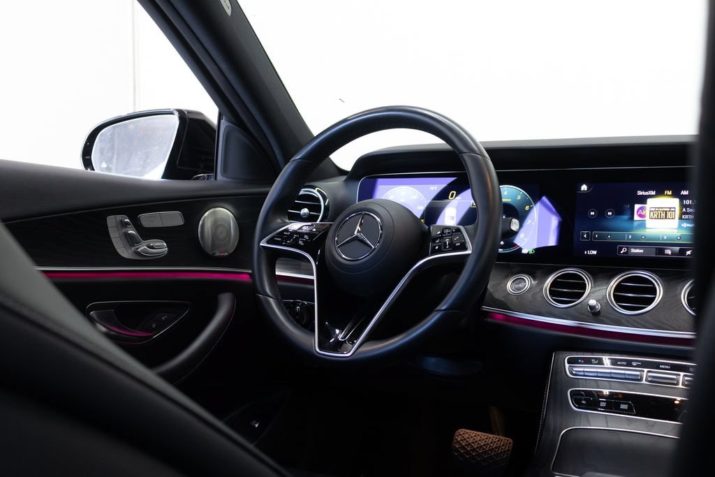 Used 2022 Mercedes-Benz E 350 Sedan image 25