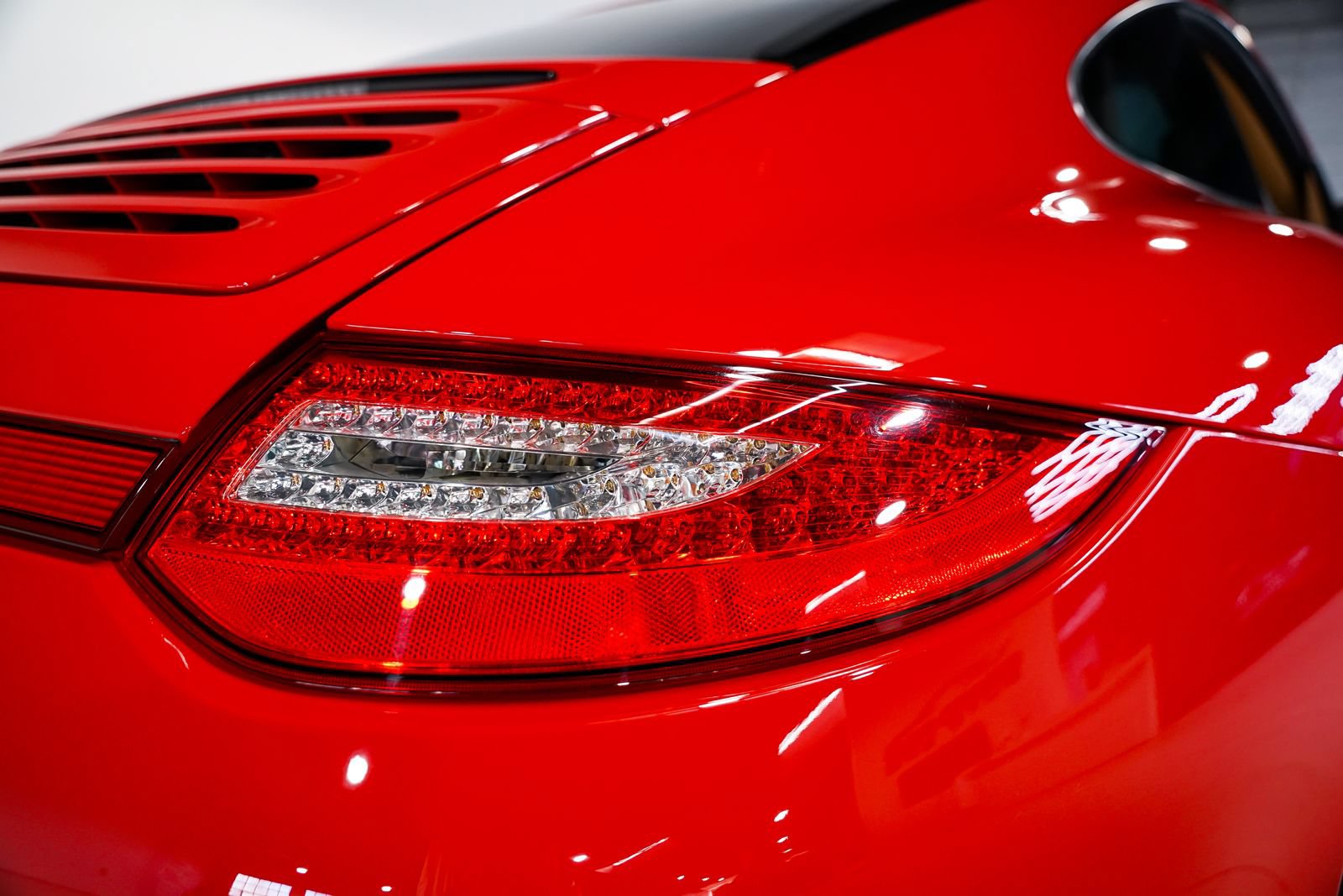 Used 2012 Porsche 911 Carrera 4 GTS AWD/4WD image 43