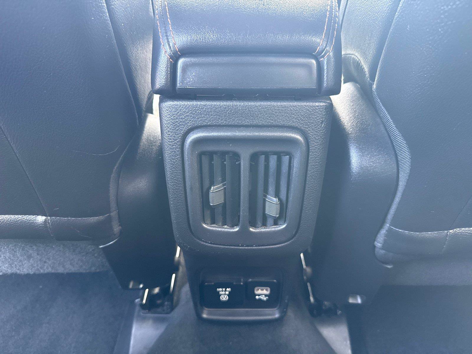 Used 2018 Jeep Compass Limited w/ Navigation Group AWD/4WD image 26