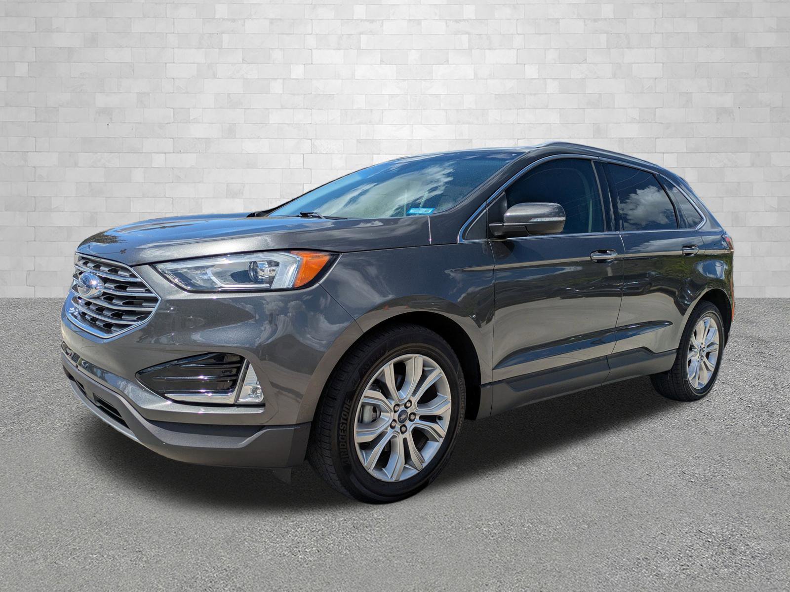 Used 2019 Ford Edge Titanium image 5