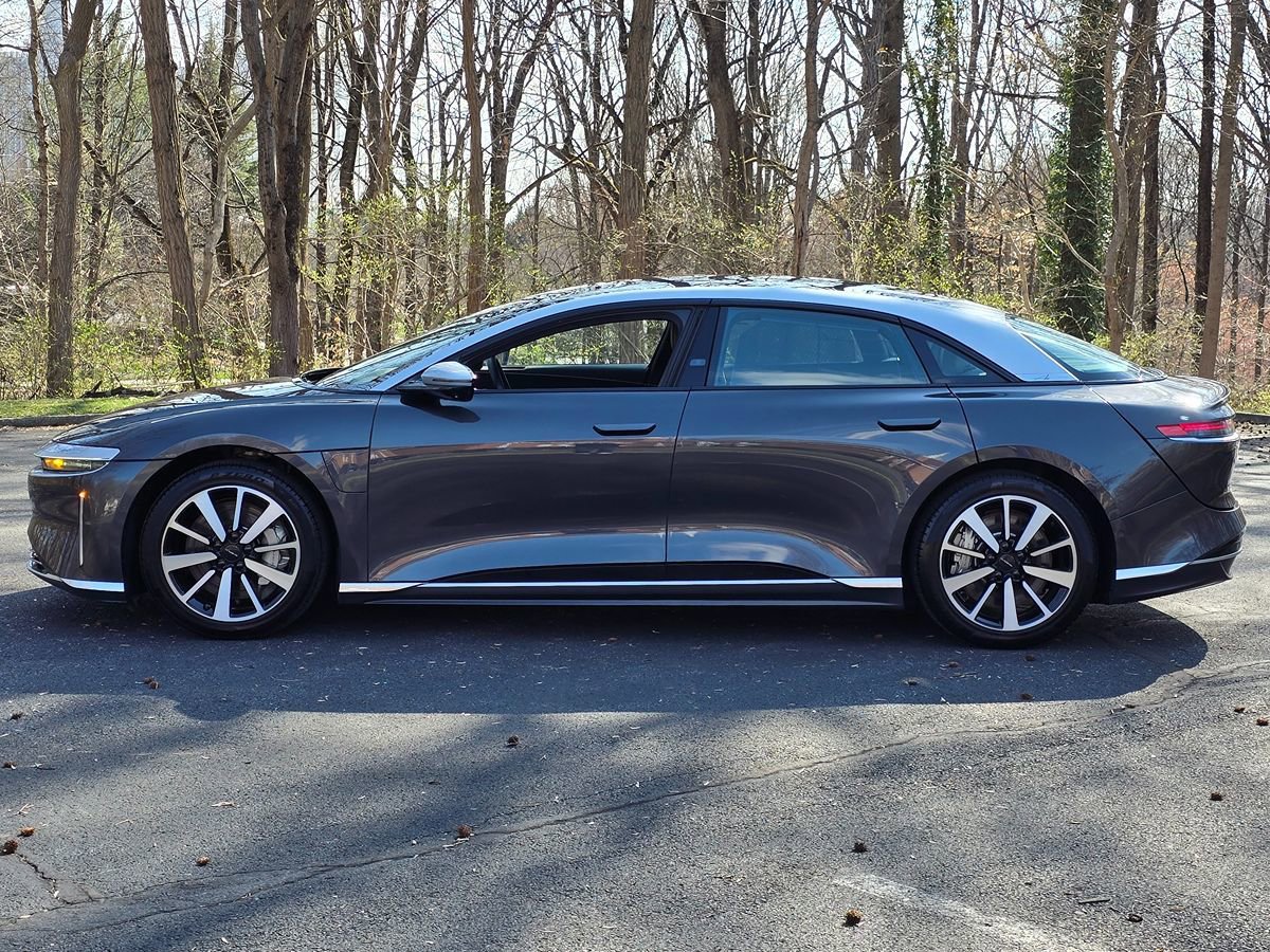 Used 2022 Lucid Air Grand Touring image 4