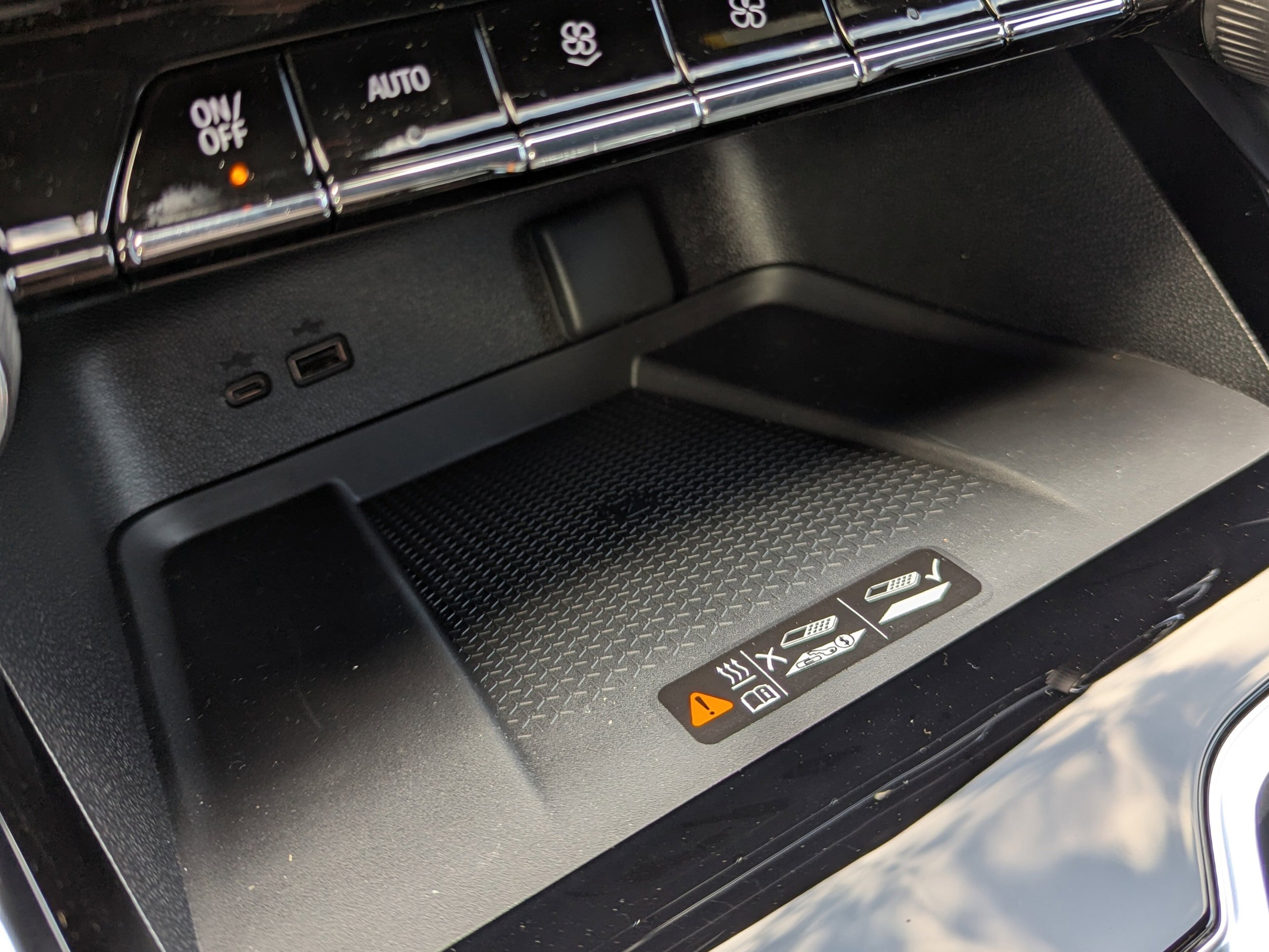New 2026 Chevrolet Traverse LT w/ LPO, Floor Liner Package image 11