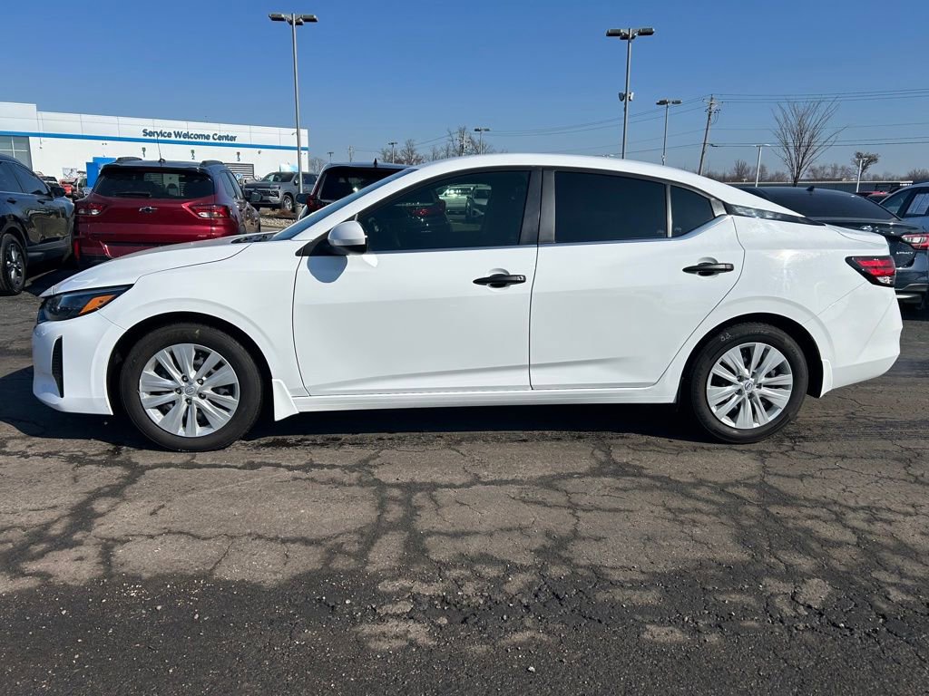 Used 2024 Nissan Sentra S image 4