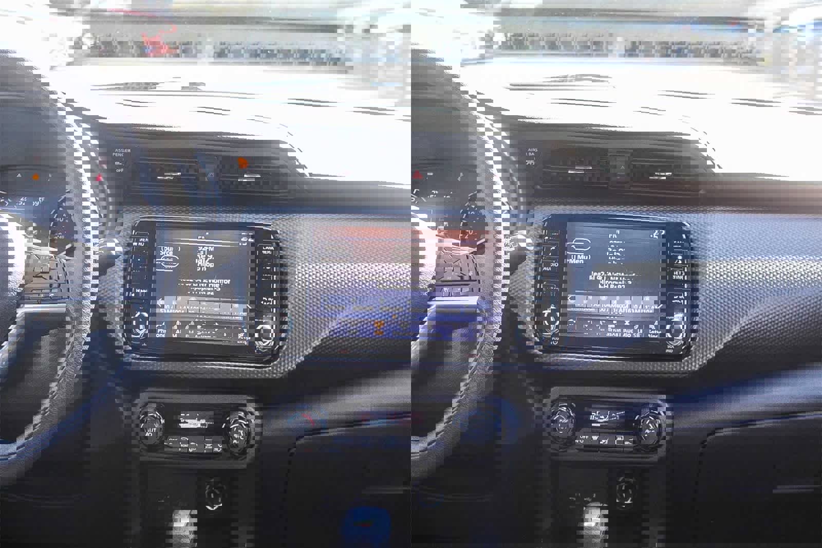 Used 2021 Nissan Kicks SV image 19