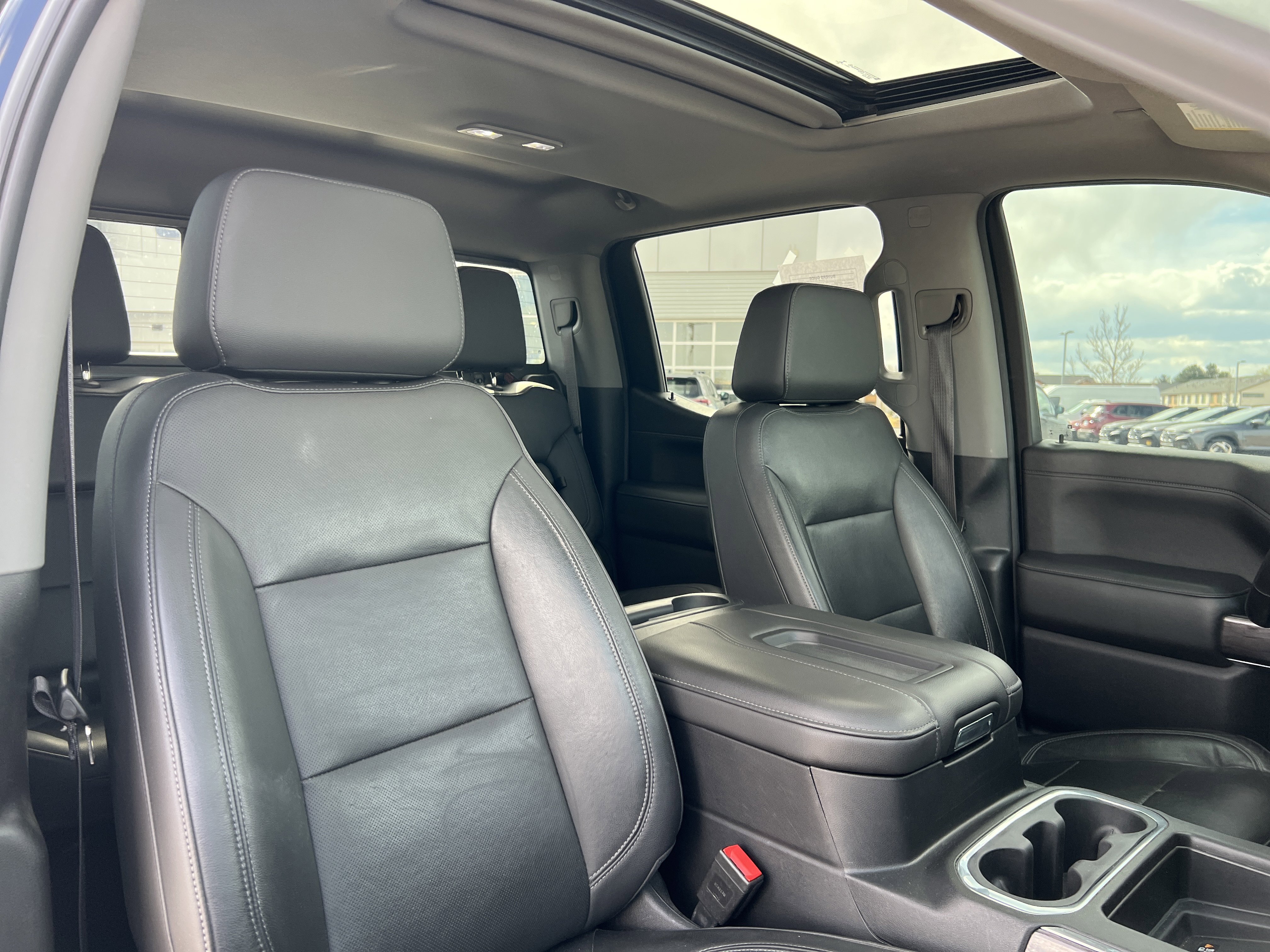 Used 2020 Chevrolet Silverado 1500 LTZ w/ LTZ Premium Package AWD/4WD image 15