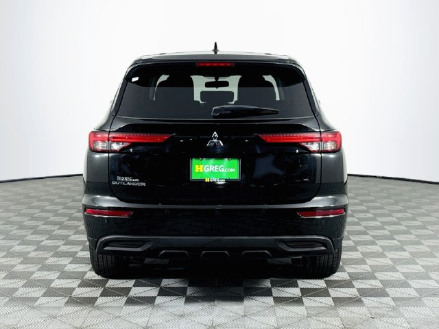 Used 2022 Mitsubishi Outlander ES FWD image 7