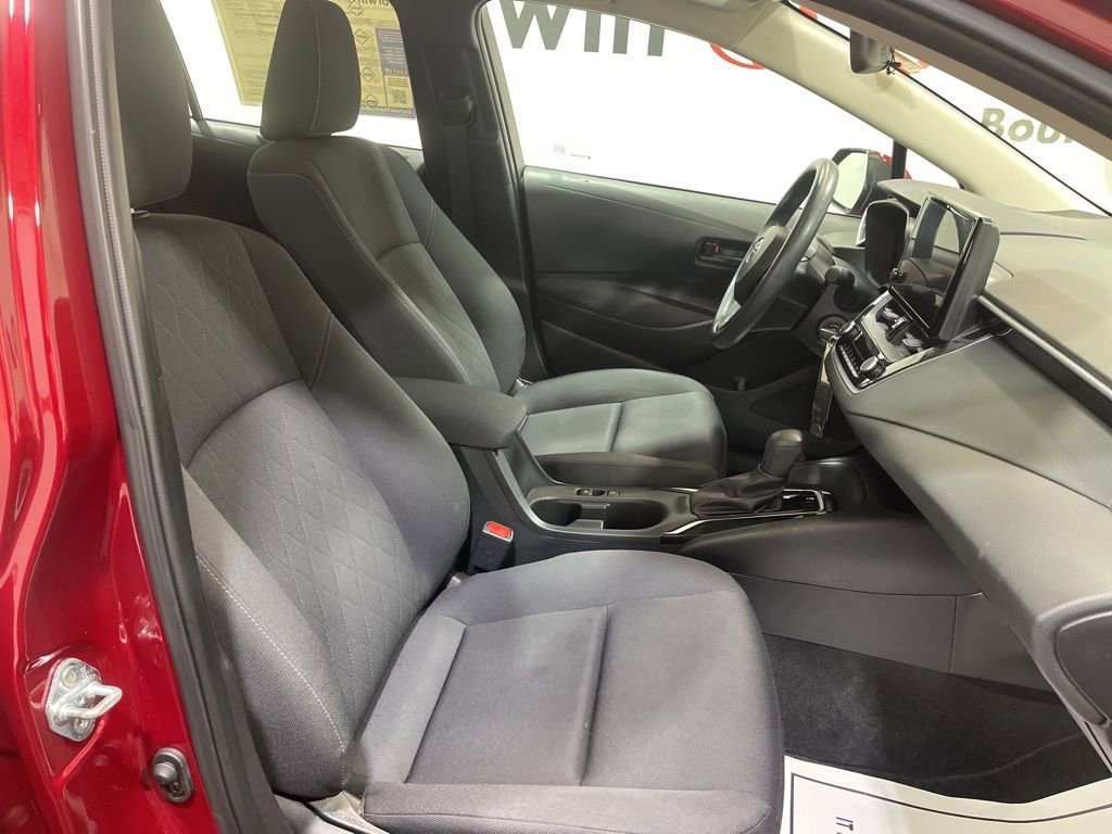 Used 2023 Toyota Corolla LE image 14