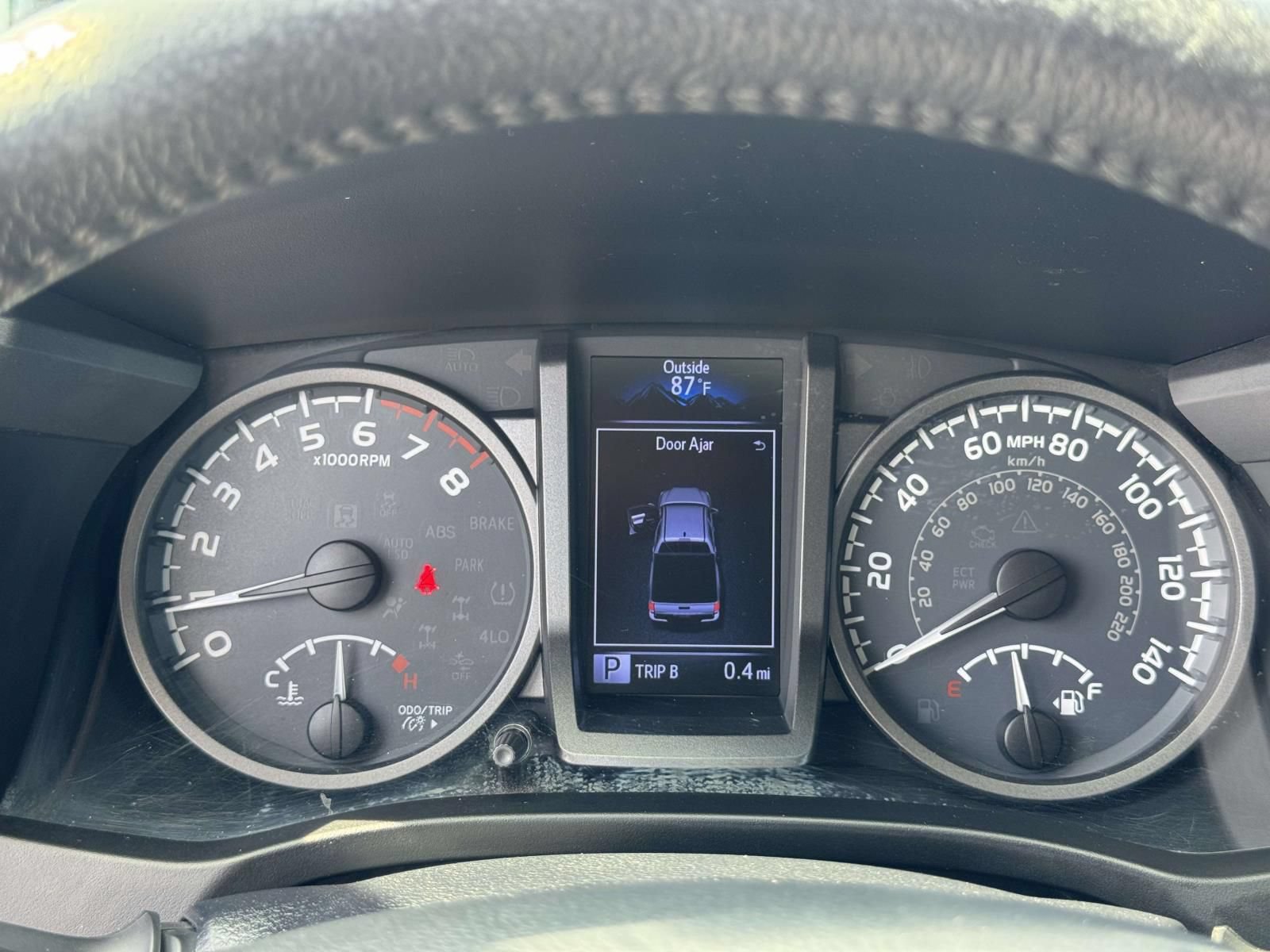 Used 2019 Toyota Tacoma TRD Sport AWD/4WD image 11