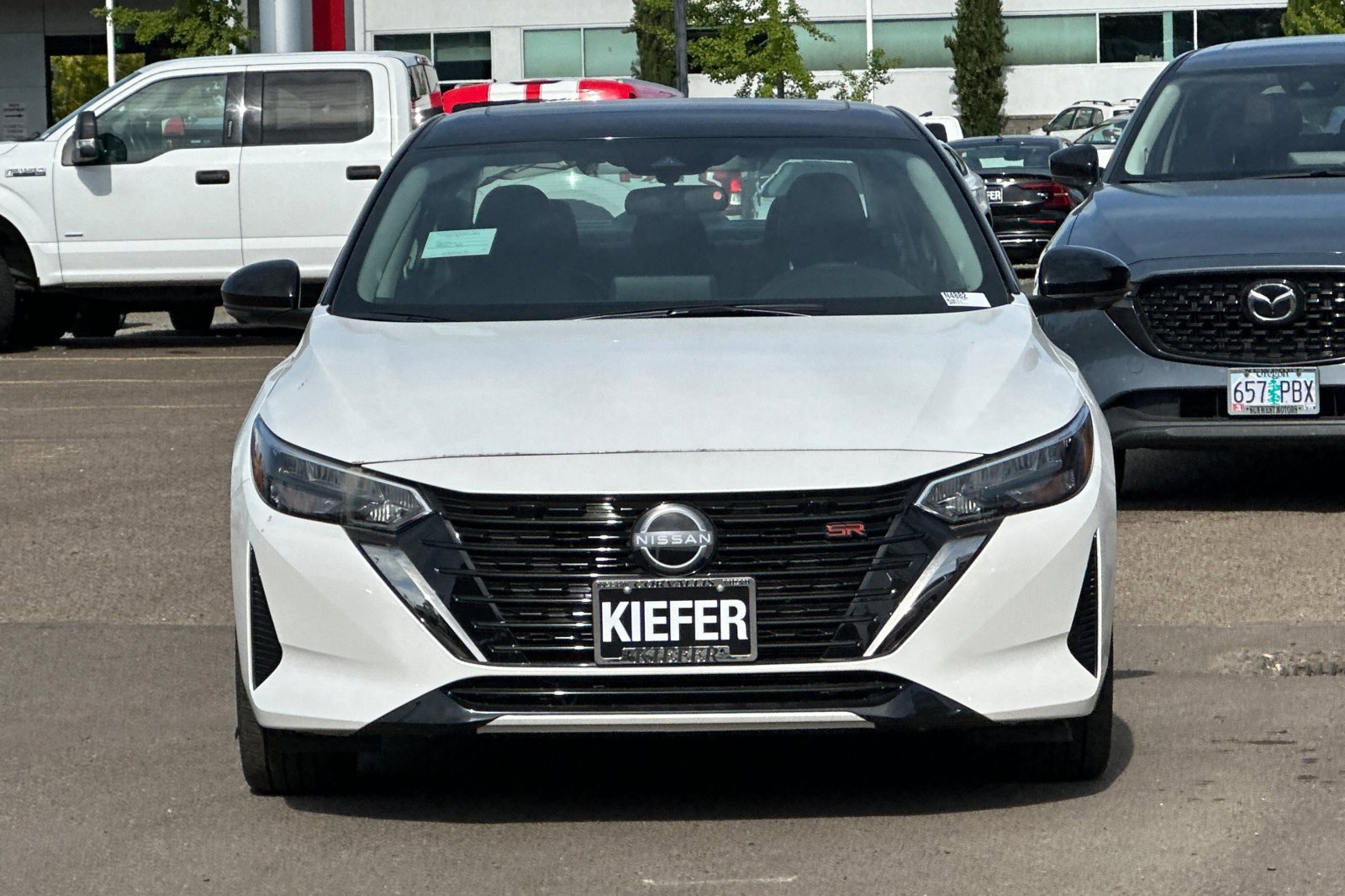 Used 2025 Nissan Sentra SR w/ SR Premium Package image 6