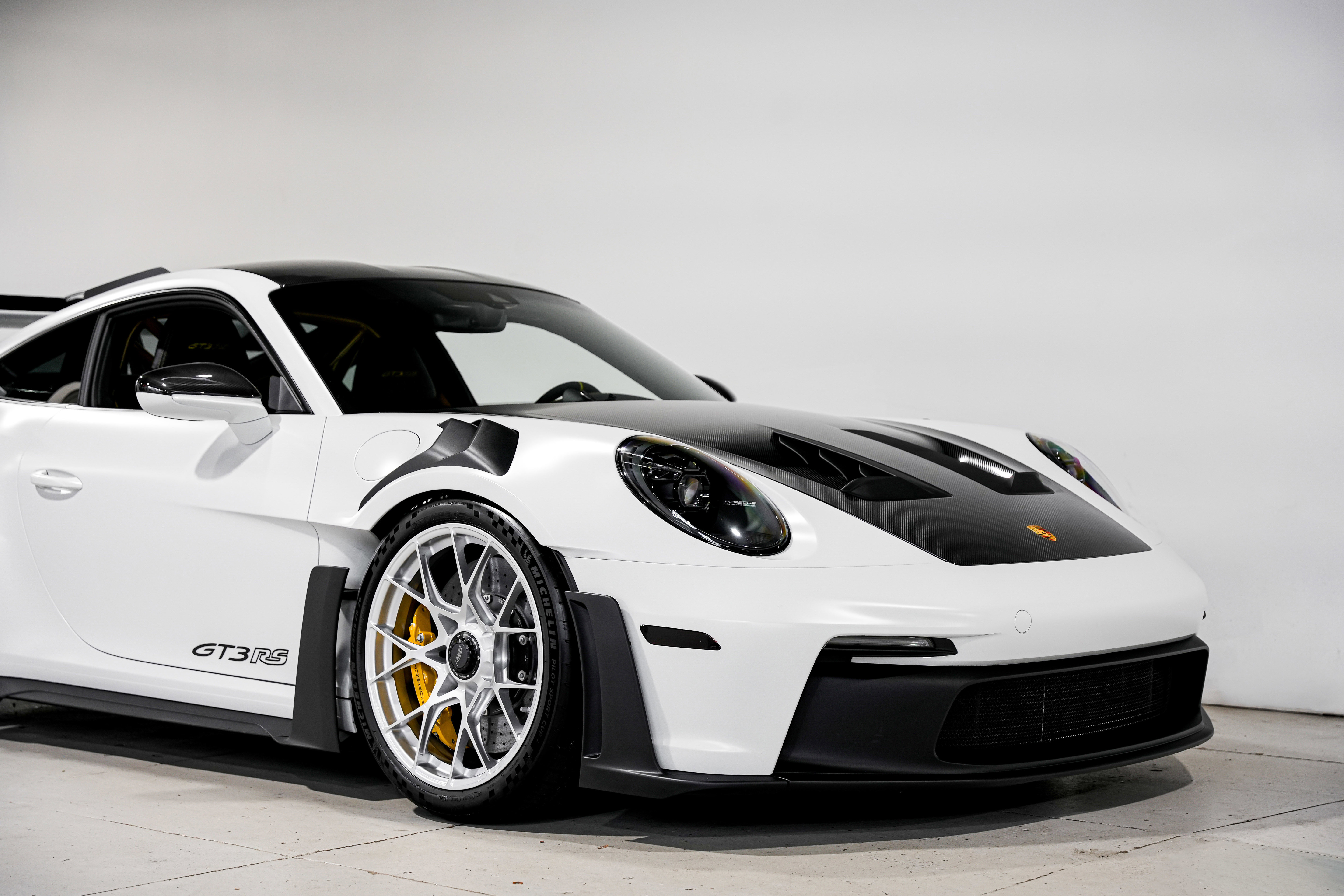 Used 2025 Porsche 911 GT3 RS image 51