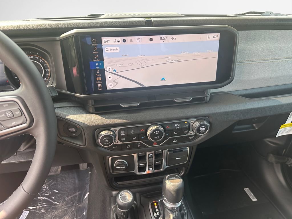 New 2025 Jeep Gladiator Sport image 21