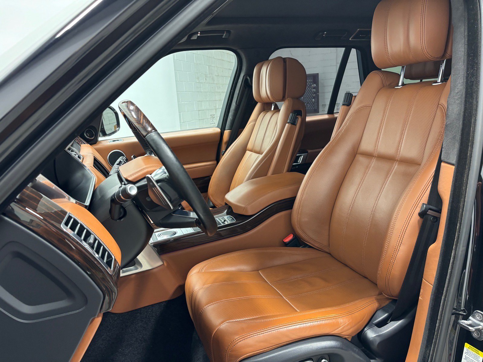 Used 2015 Land Rover Range Rover Autobiography AWD/4WD image 23