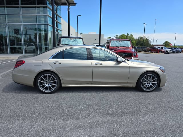 Used 2020 Mercedes-Benz S 560 Sedan image 2
