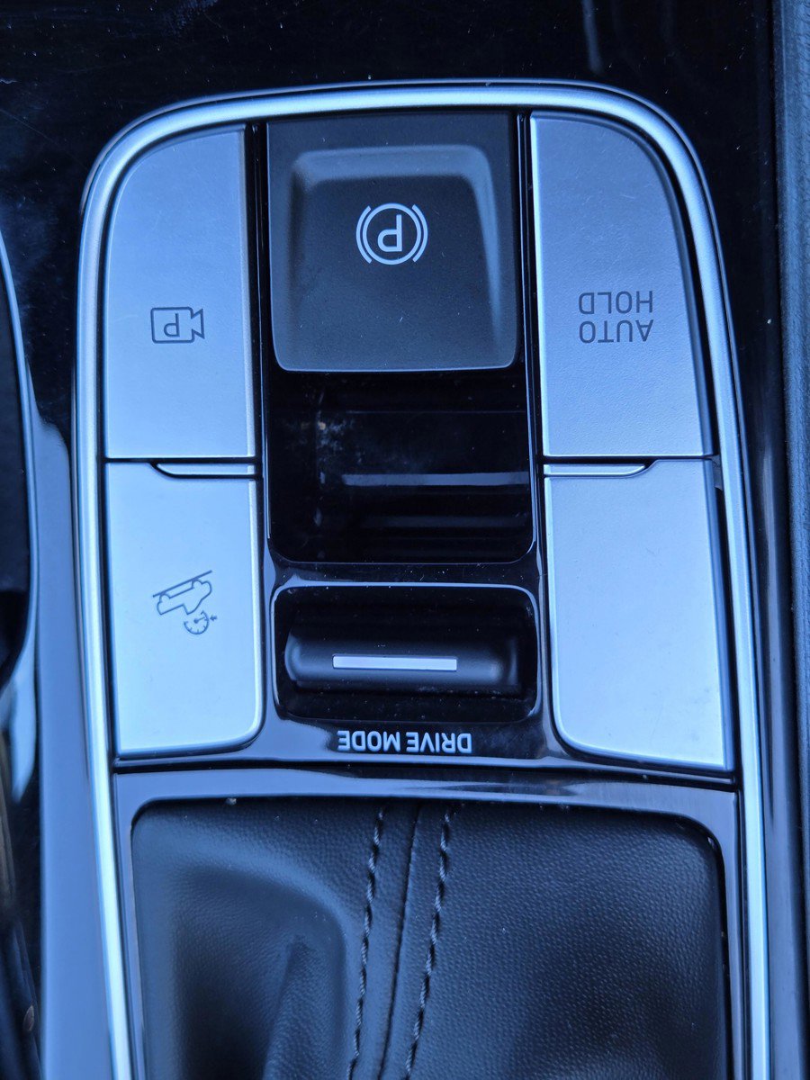 Used 2024 Hyundai Santa Cruz SEL w/ Activity Package image 17