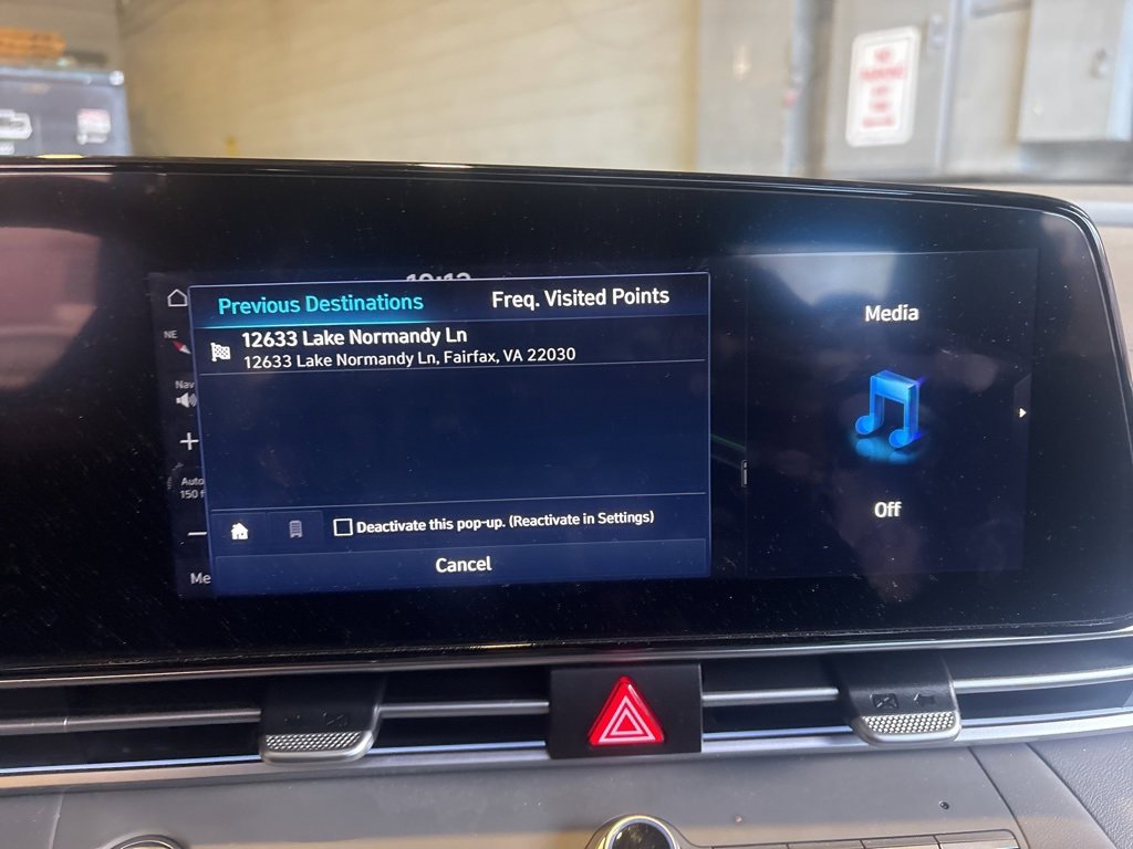 Used 2024 Hyundai Elantra SEL w/ Convenience Package image 16