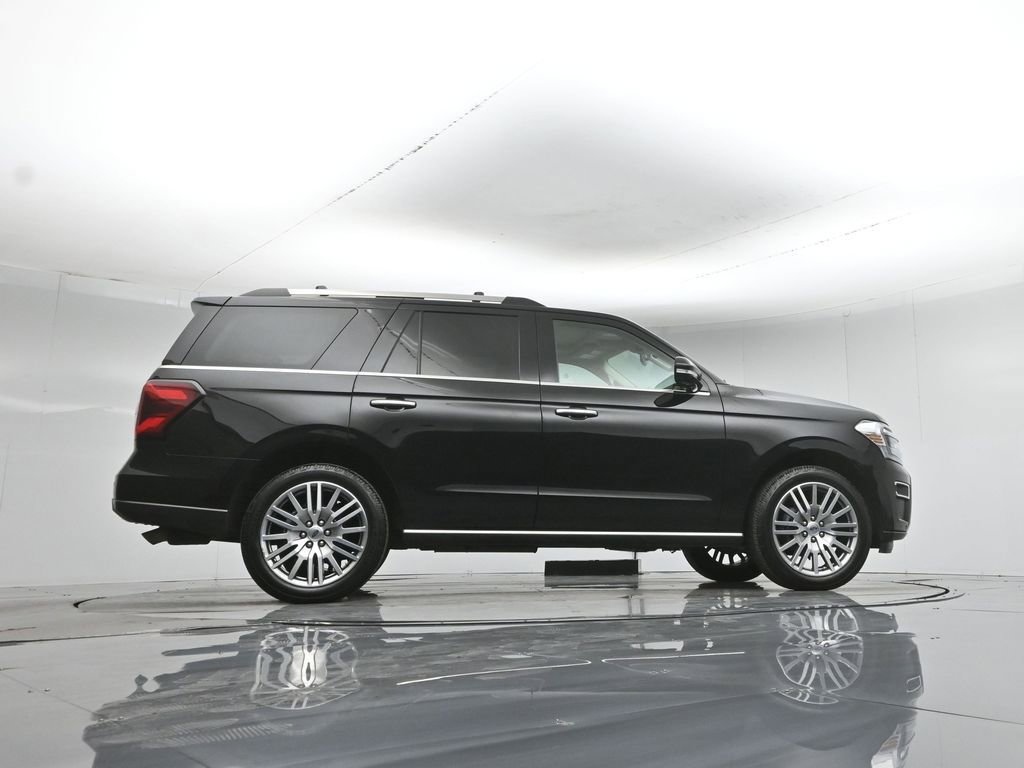 Used 2024 Ford Expedition Limited image 57