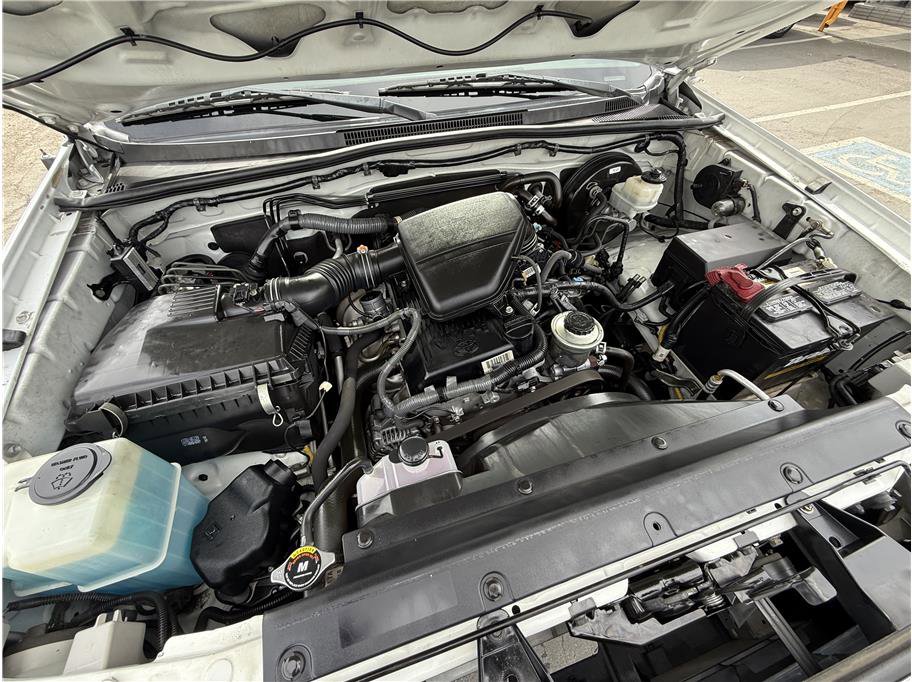 Used 2014 Toyota Tacoma 4x4 Access Cab w/ SR5 Package image 28