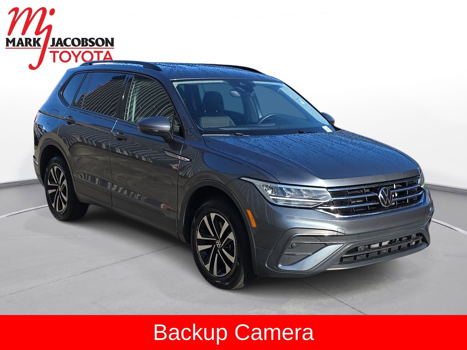 Used 2023 Volkswagen Tiguan S image 4
