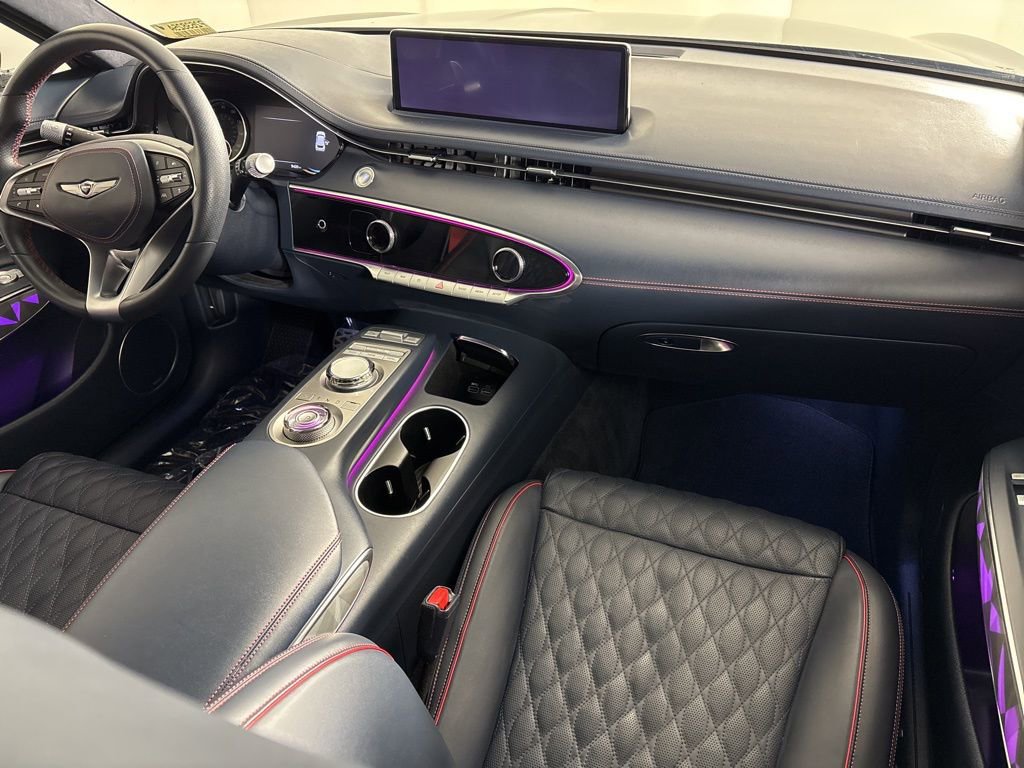 Used 2025 Genesis GV70 3.5T Sport w/ Sport Advanced Package AWD/4WD image 15