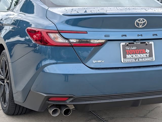 Used 2025 Toyota Camry SE FWD image 7