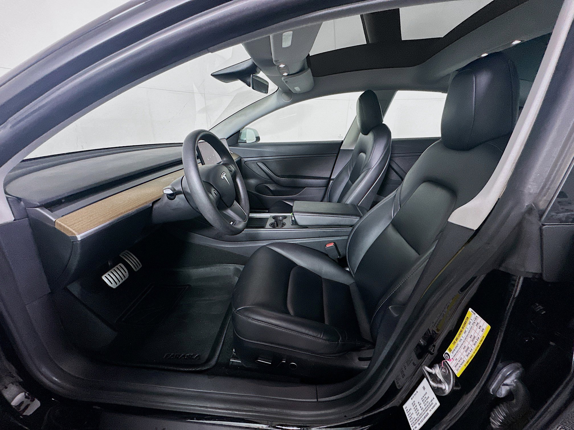 Used 2021 Tesla Model 3 Performance image 13