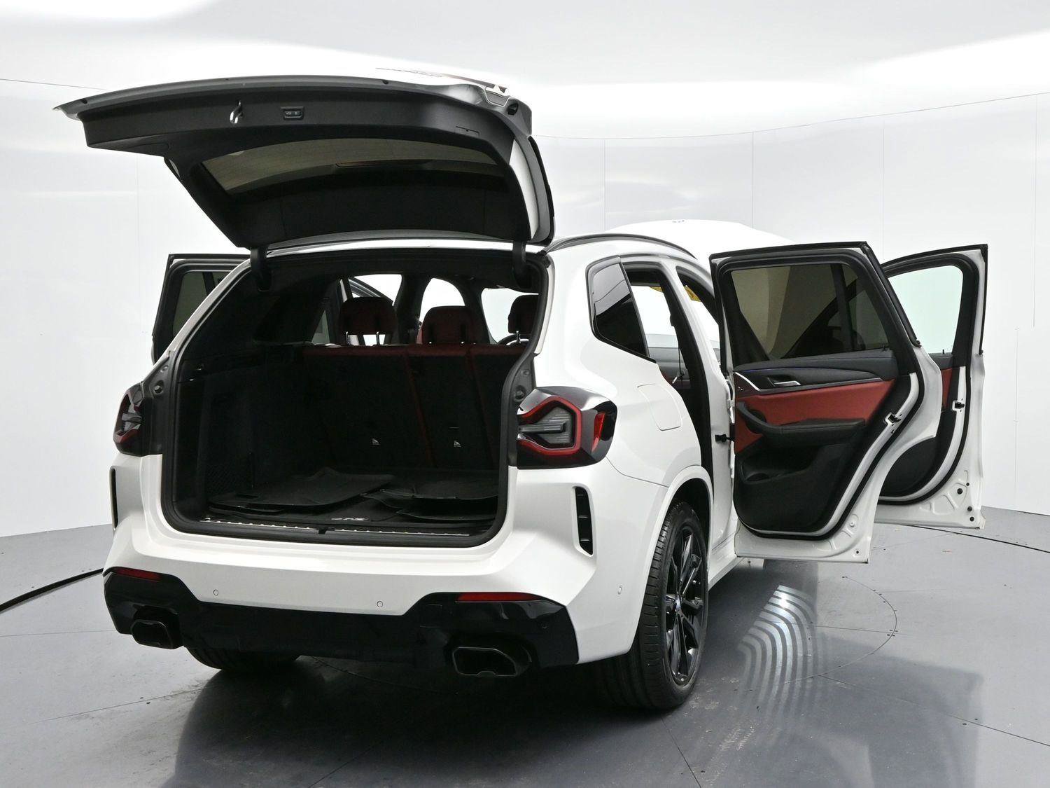 Used 2024 BMW X3 M40i w/ Premium Package image 47