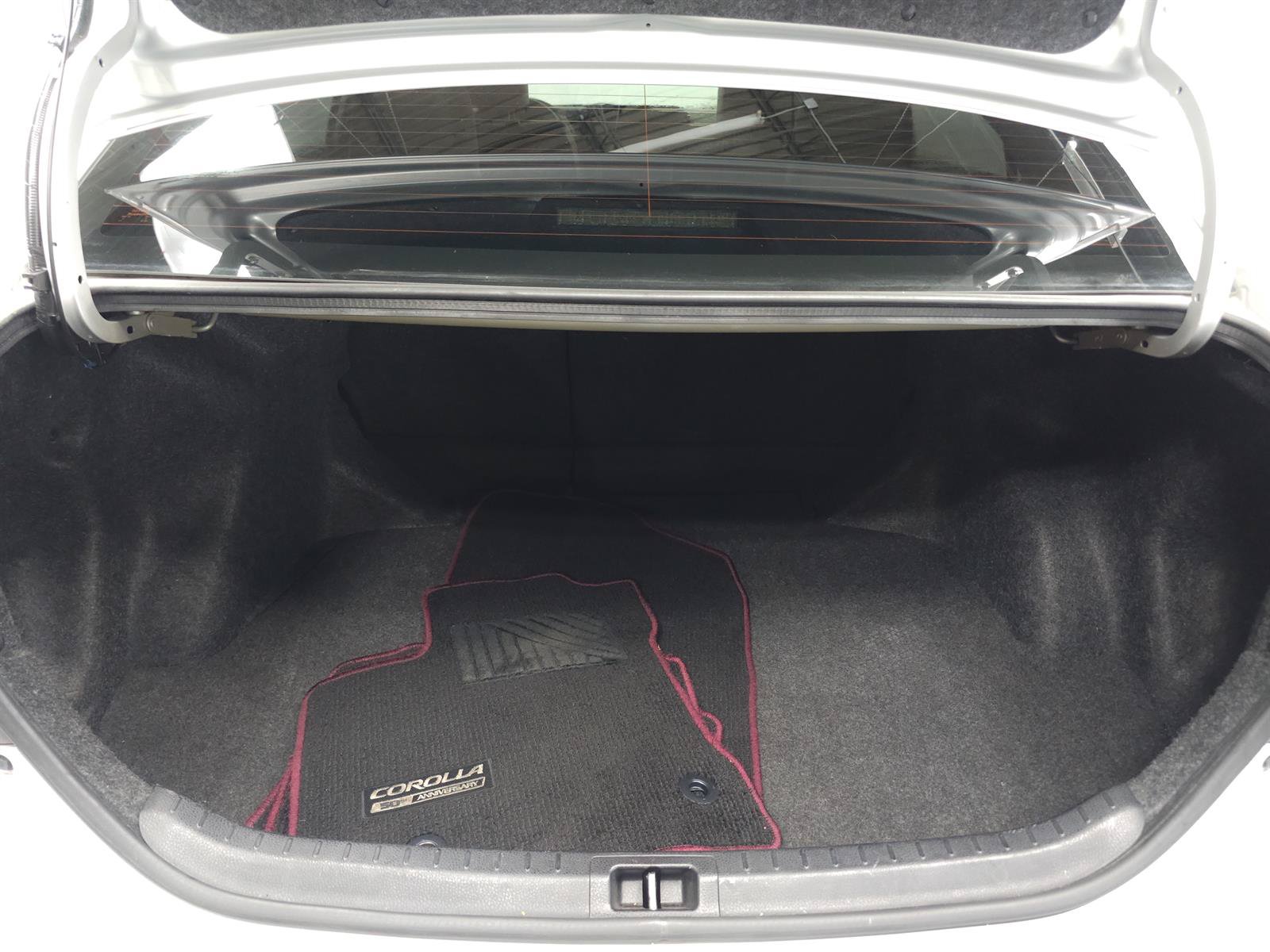 Used 2017 Toyota Corolla SE 50th Anniversary FWD image 11