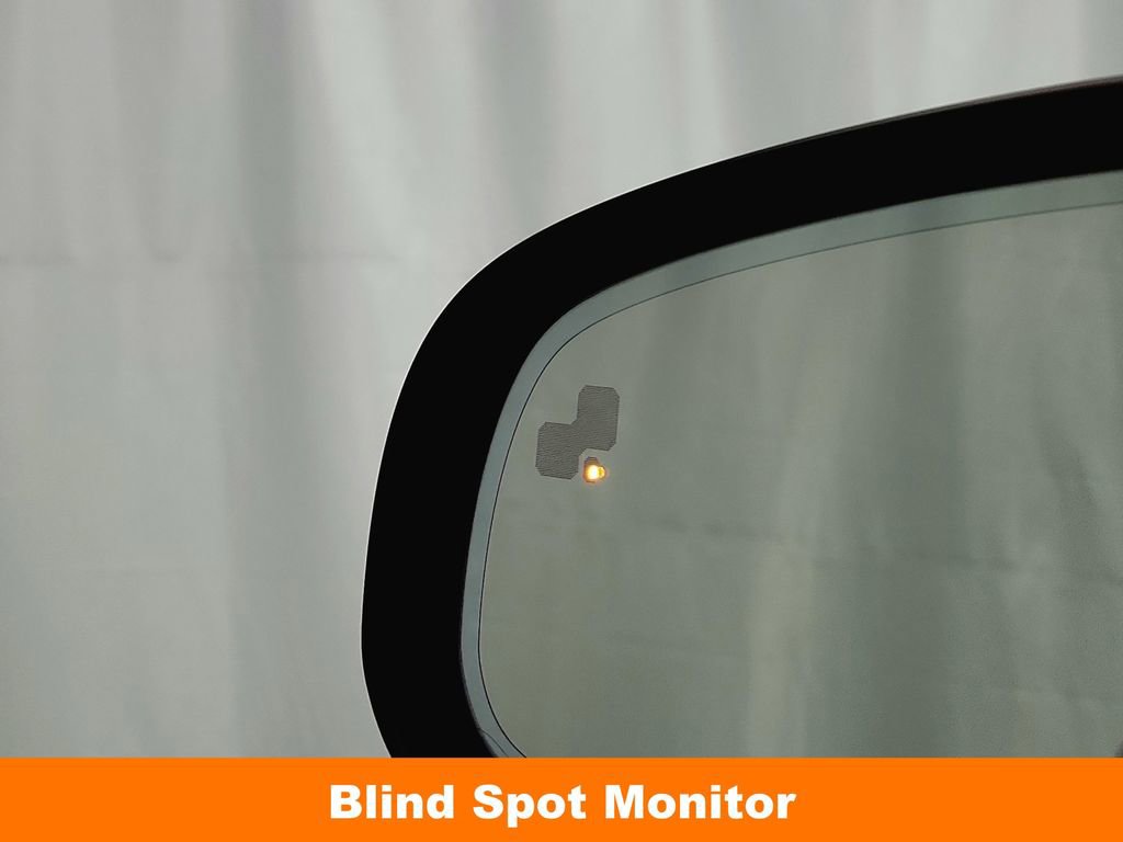 Used 2017 Jaguar XF R-Sport image 14