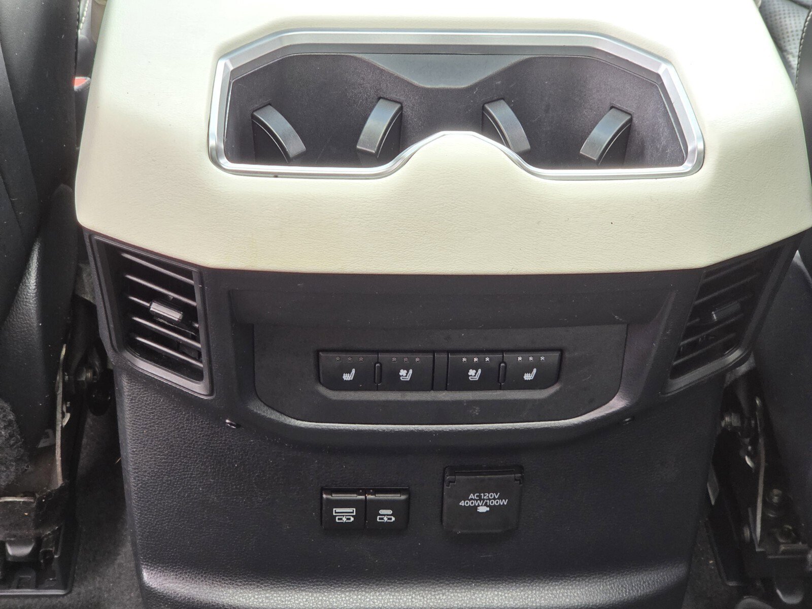 Used 2023 Toyota Tundra Capstone image 13