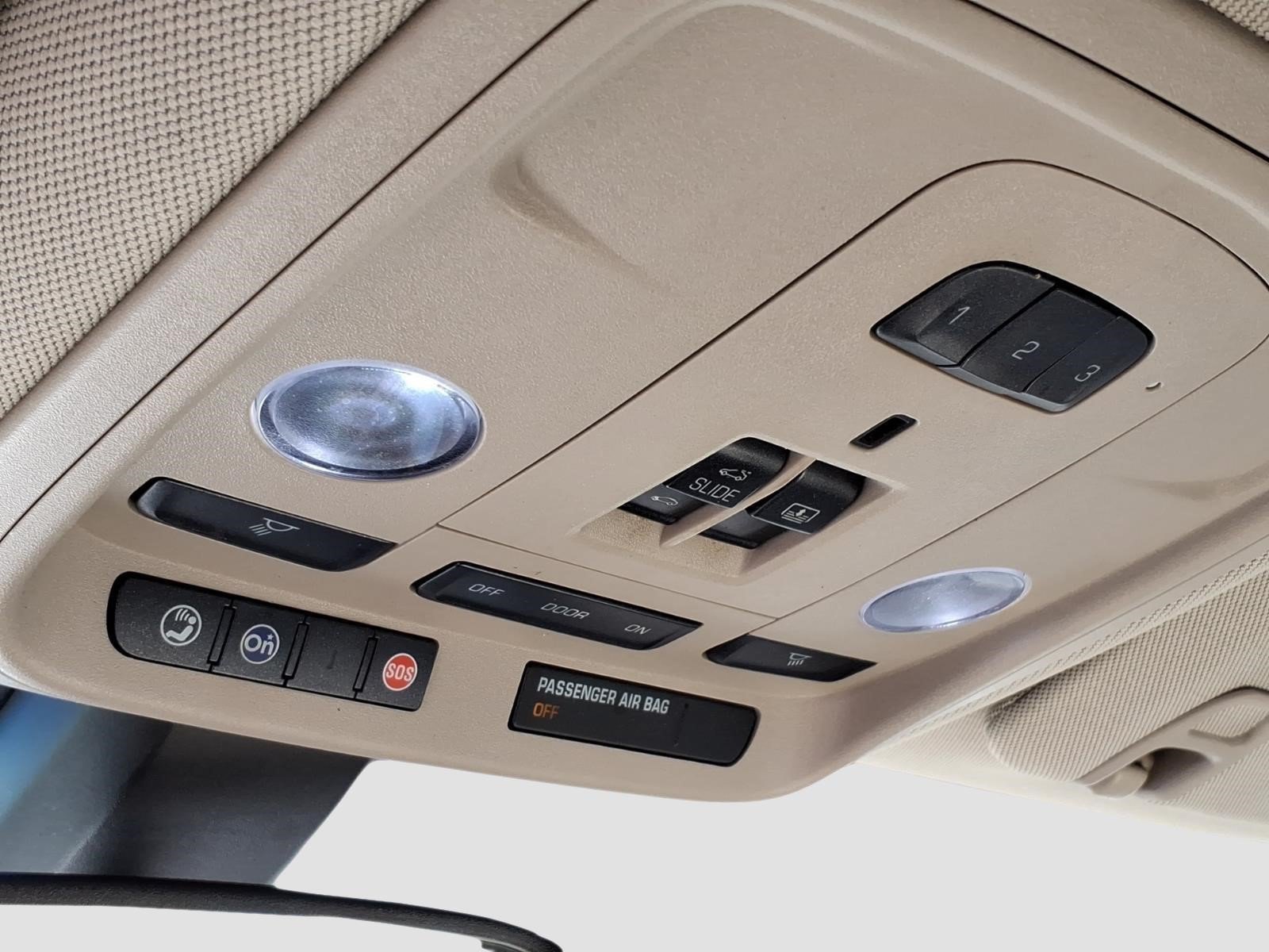 Certified 2013 Cadillac XTS Luxury FWD image 23