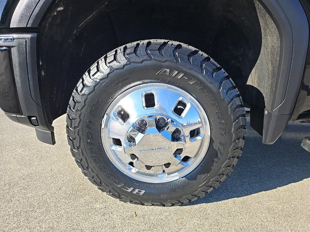 Used 2025 GMC Sierra 3500 Denali image 40