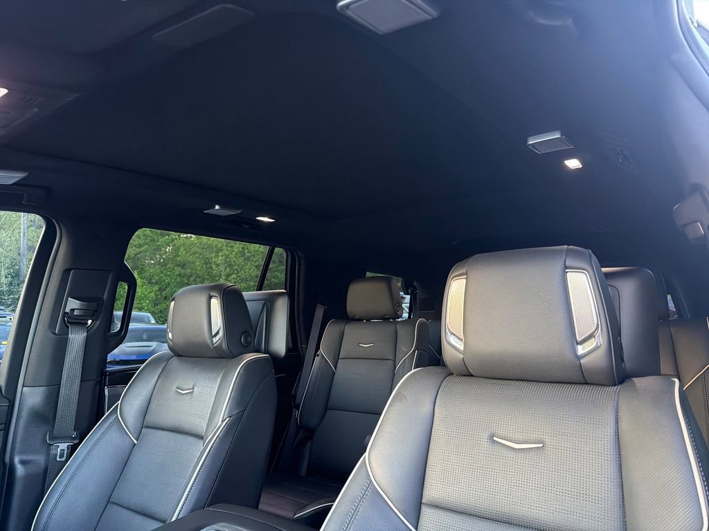 Certified 2024 Cadillac Escalade Premium Luxury w/ Performance Package AWD/4WD image 2