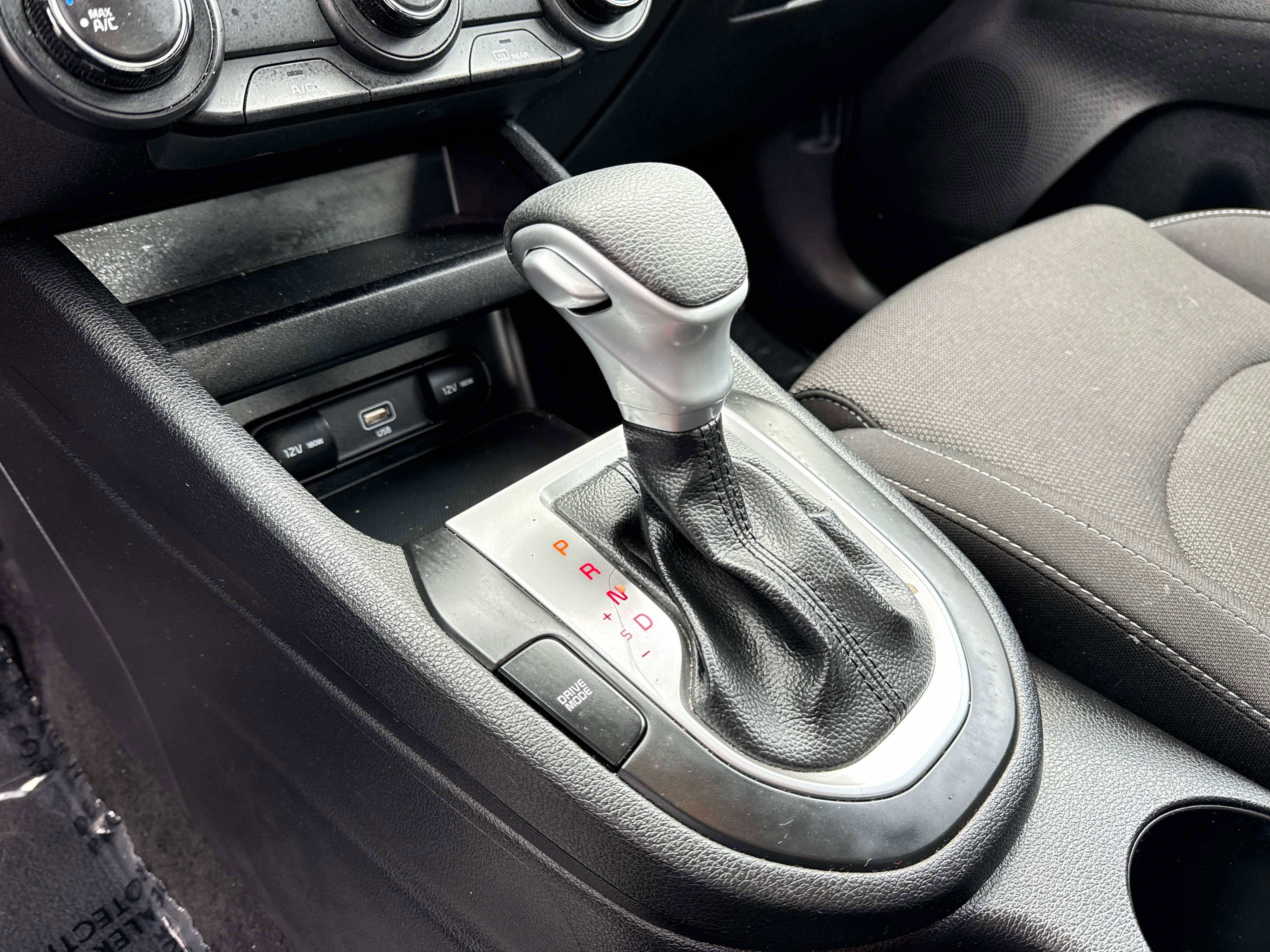 Used 2023 Kia Forte LXS w/ LXS Technology Package FWD image 18