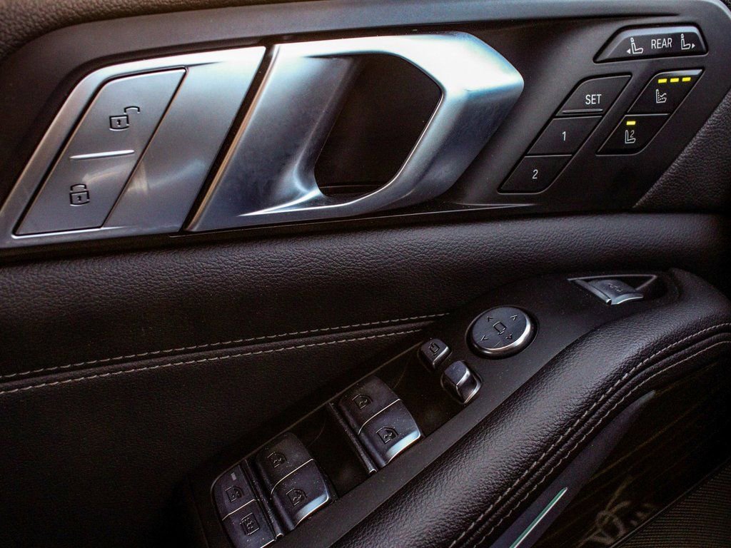 Used 2021 BMW X7 xDrive40i image 9