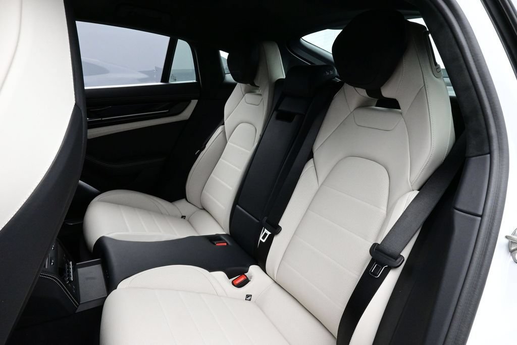 New 2026 Porsche Panamera GTS AWD/4WD image 14
